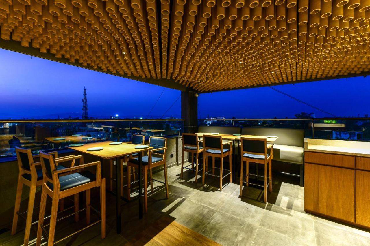 Regenta Place Raysons Kolhapur Exterior foto